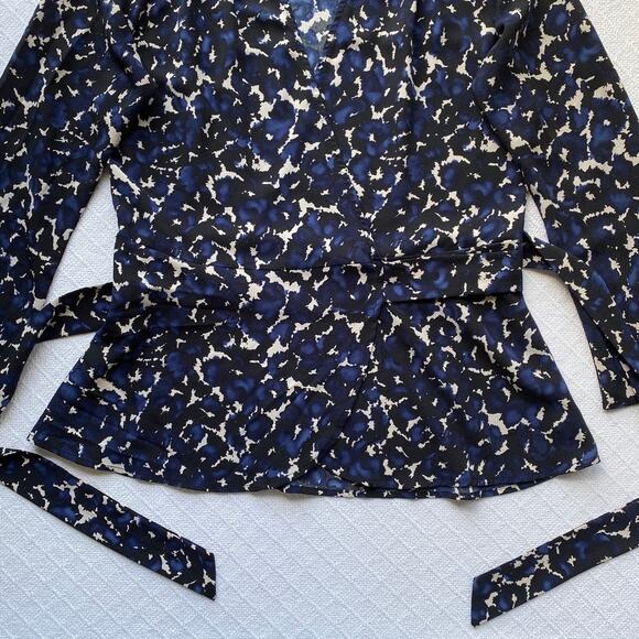 Veronica M. Blue Black Watercolor Abstract Print Wrap Tie Blouse V-Neck Small - Picture 4 of 9